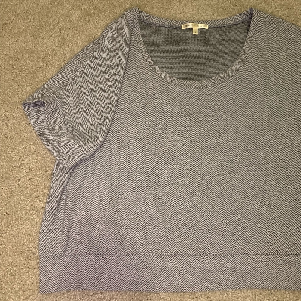 Threads 4 Thought - chevron print crop top